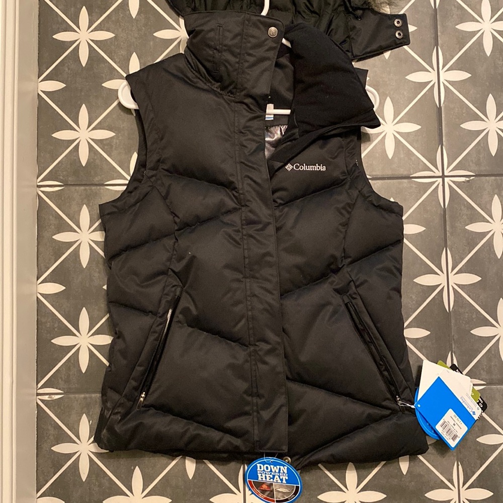Womens Columbia vest black size Medium